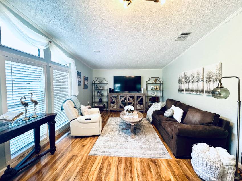 1374 Deverly Drive a Lakeland, FL Mobile or Manufactured Home for Sale